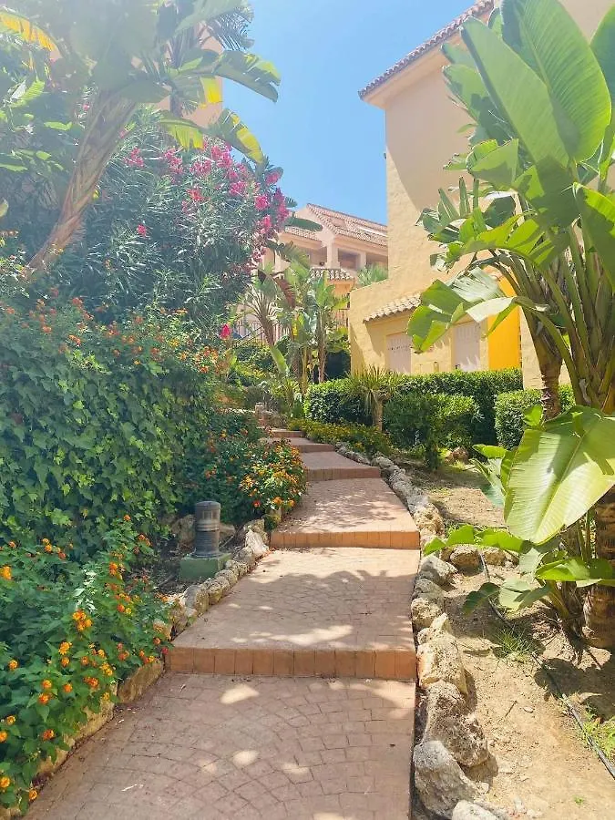 Duquesa Village Manilva 0*,